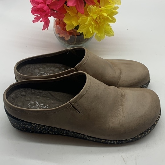 Walking Clouds Elites Tan Leather Slip On Clog Sz 11. CM3513B - Picture 4 of 9